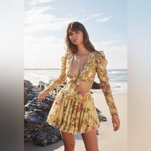 Hemant & Nandita Embroidered Floral Pria Top🌻 Size Medium